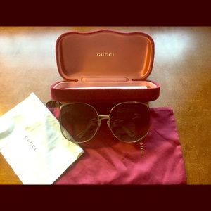 Gucci Gold Oversized round sunglasses